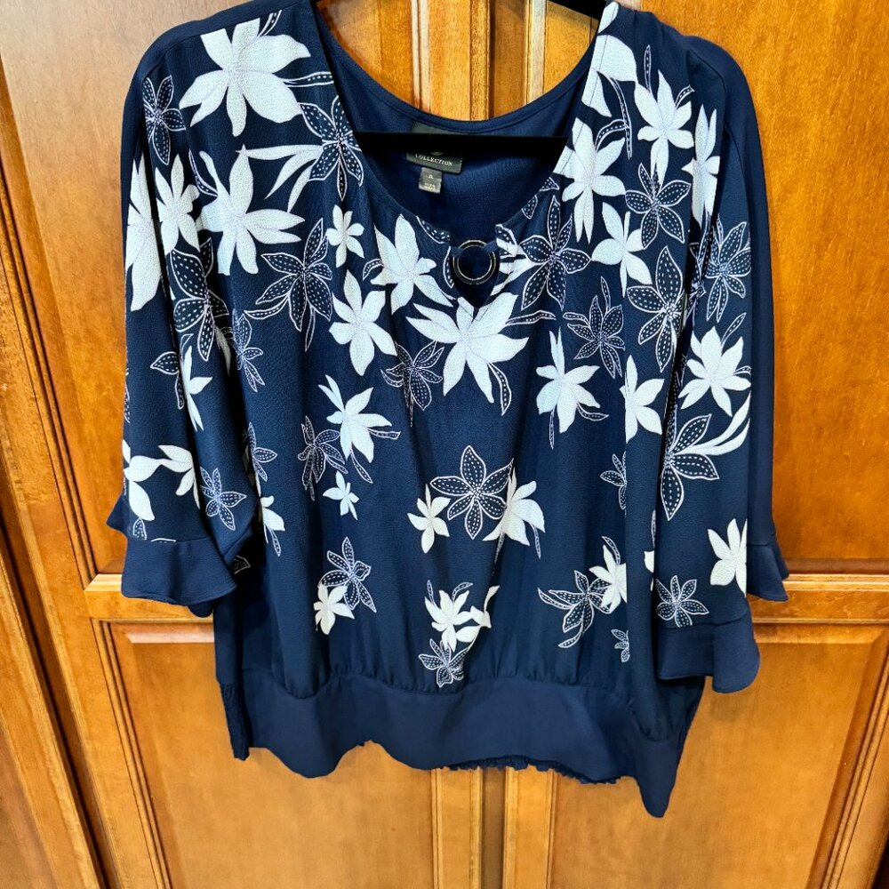 Women's JM Collection Blouse in size XL